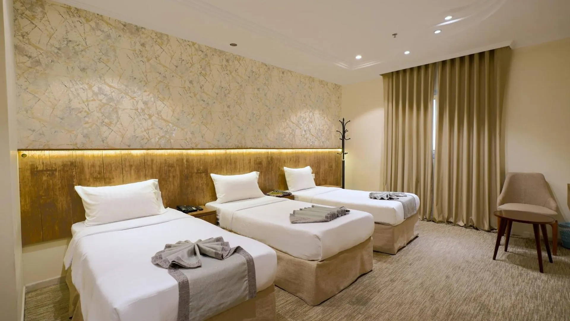 Hotel فندق الخلفاء الماسى الفندقيه Mecca